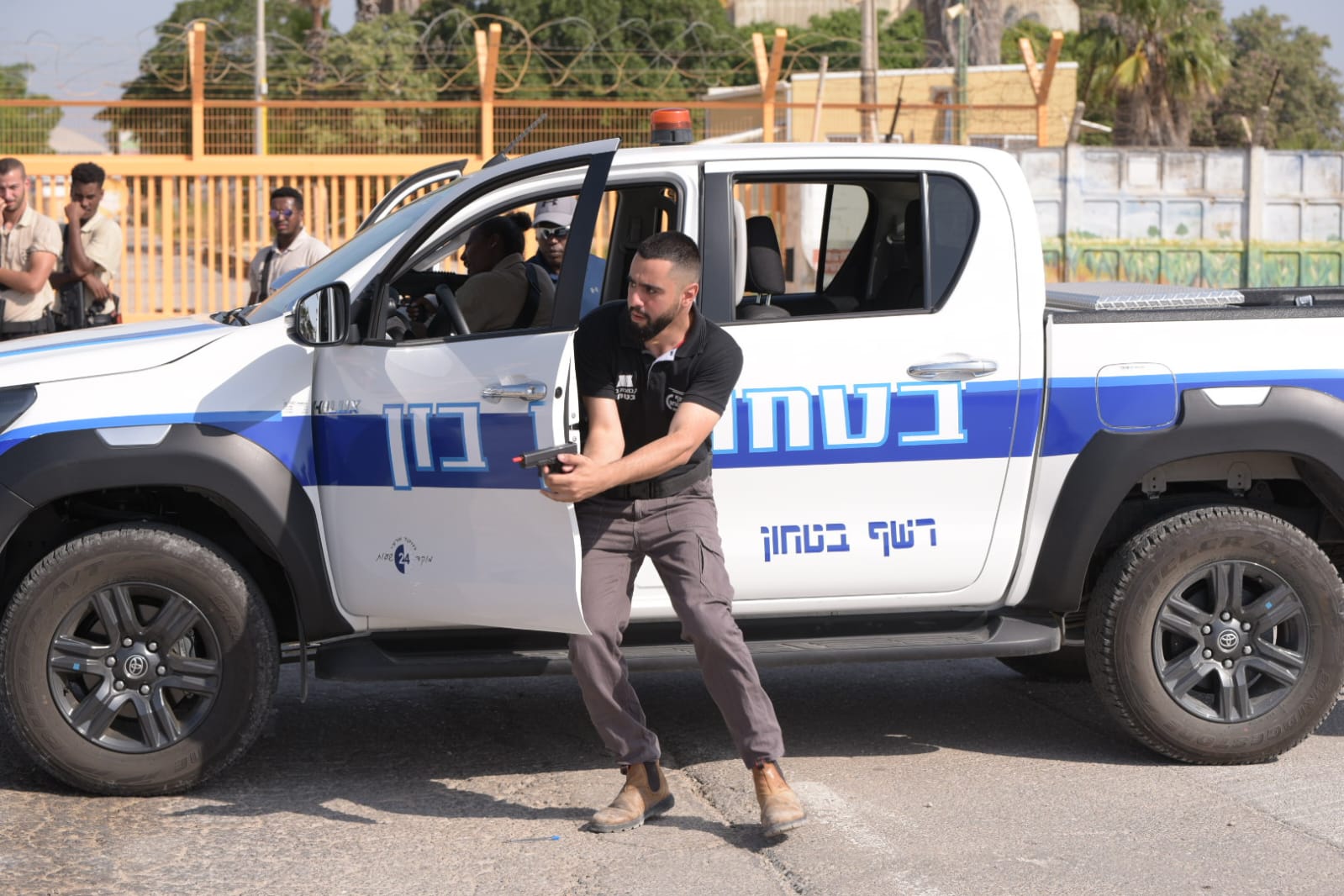 בזן14